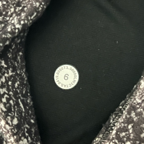 Lululemon Outrun the Element half zip - Picture 3 of 5